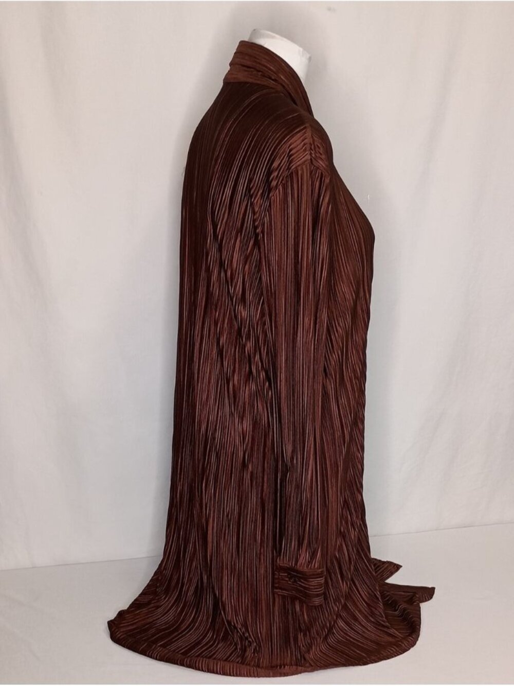 Women's Size M Satin Pleated Shirt Dress Chocolate Brown Old Money - Picture 3 of 10